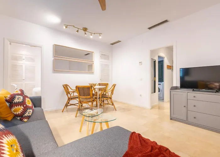 Charming Apartment At Plaza Alameda By Ocityzen
