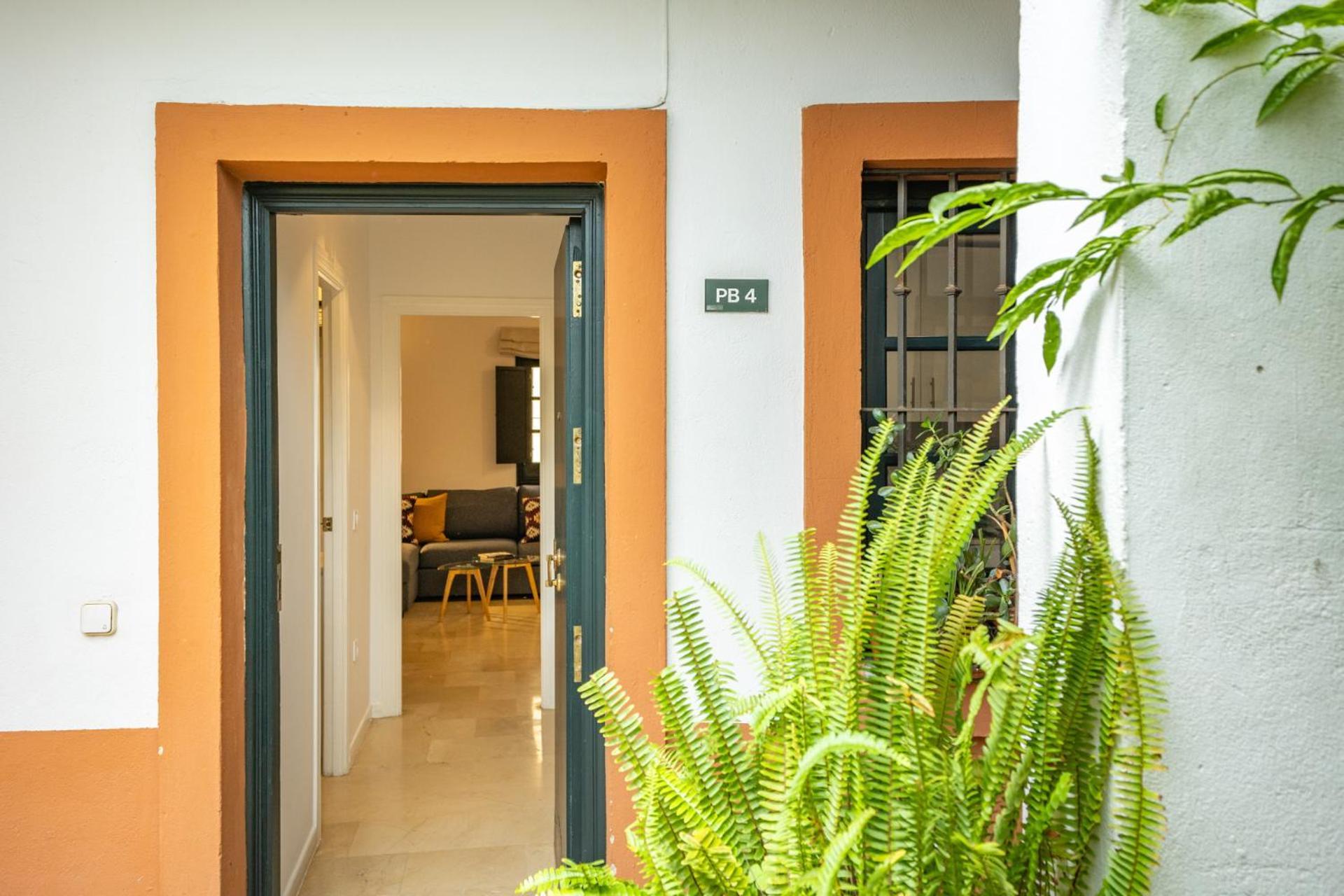 Appartement Charming At Plaza Alameda By Ocityzen